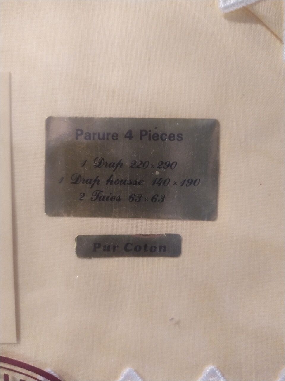 Old yellow and white lace bedding set from the Duchesse brand, 100% cotton