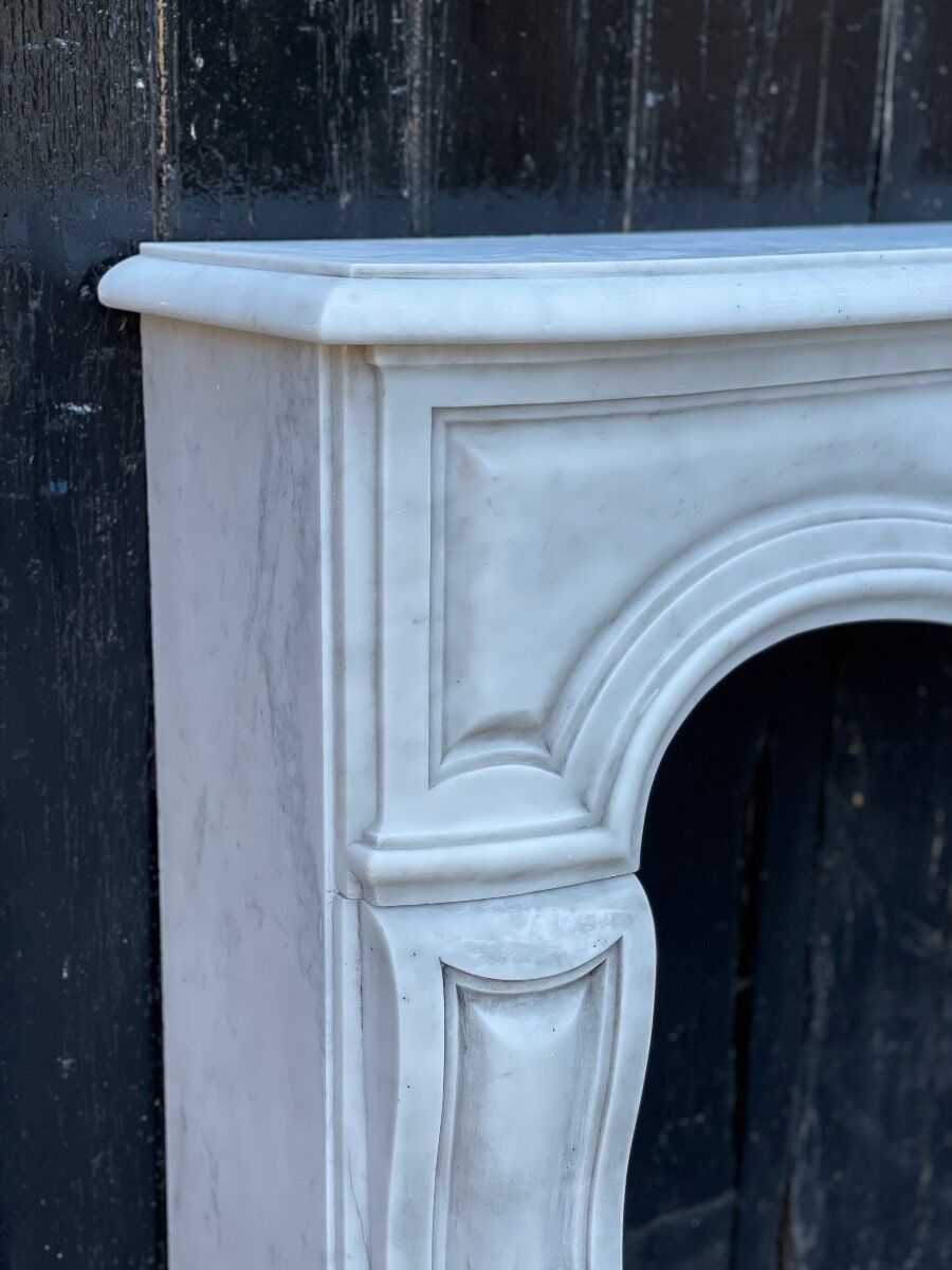 Louis XV style fireplace in Carrara marble around 1880