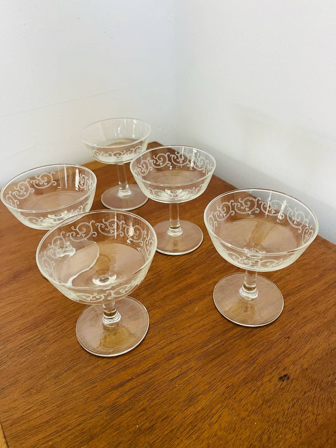 5 coupes à champagne arabesque luminarc années 70