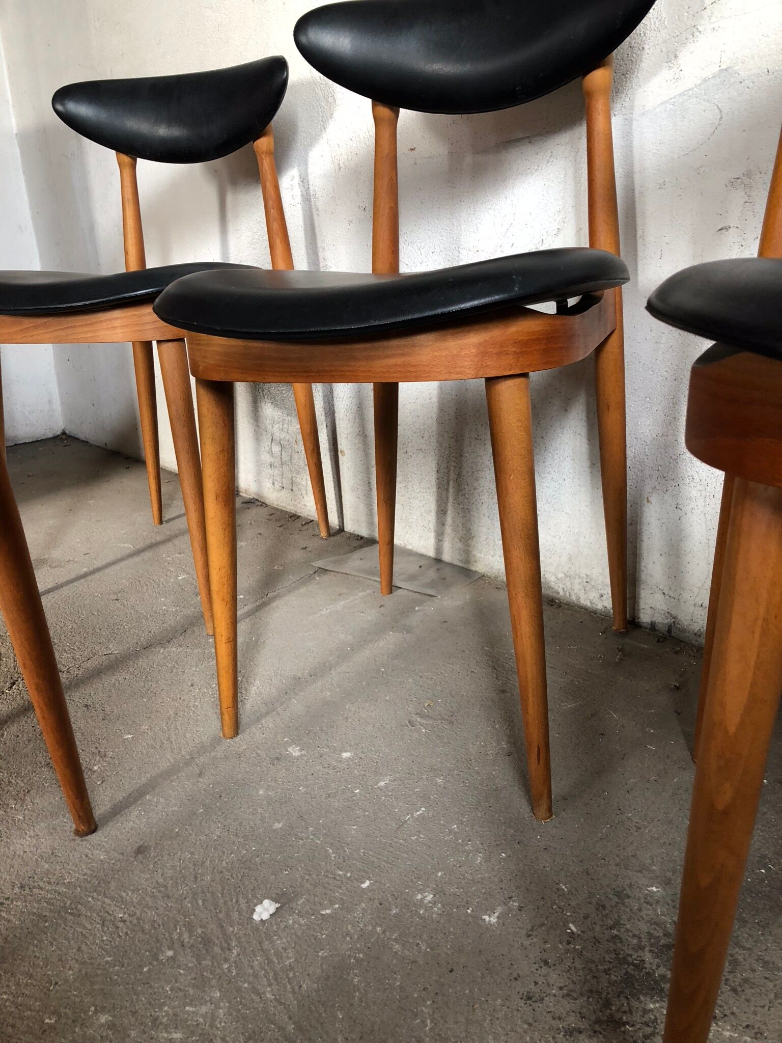Ensemble de 4 chaises vintage Baumann Licorne