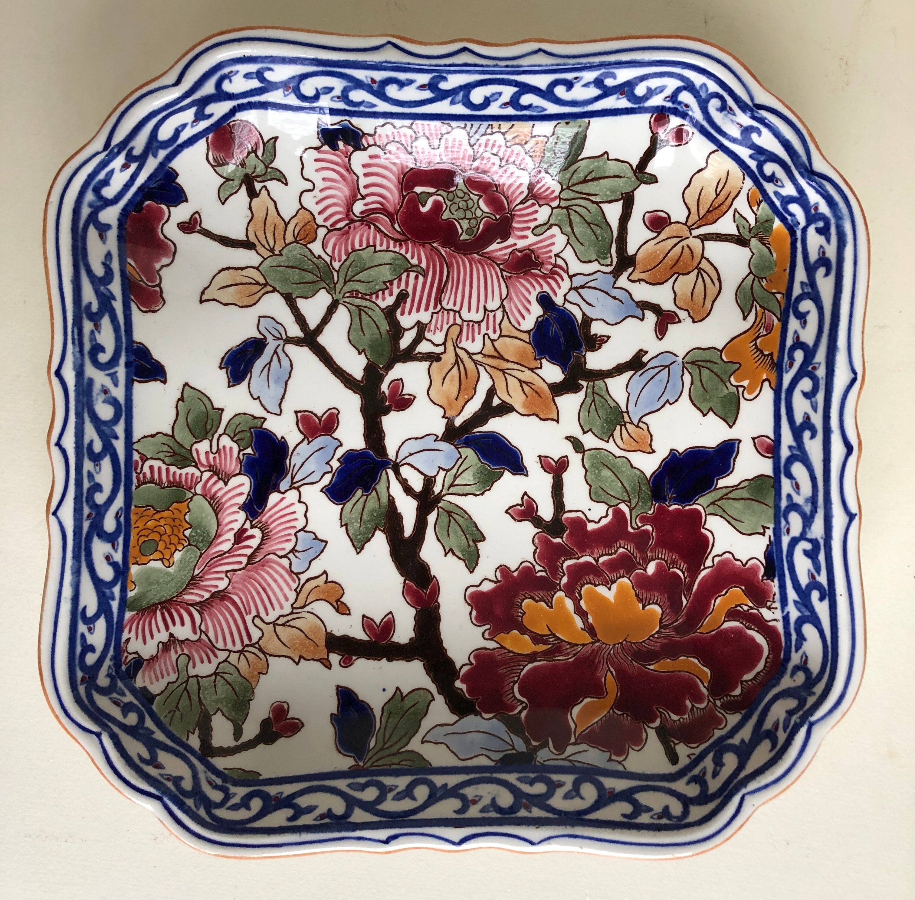 Gien square plate model peonies