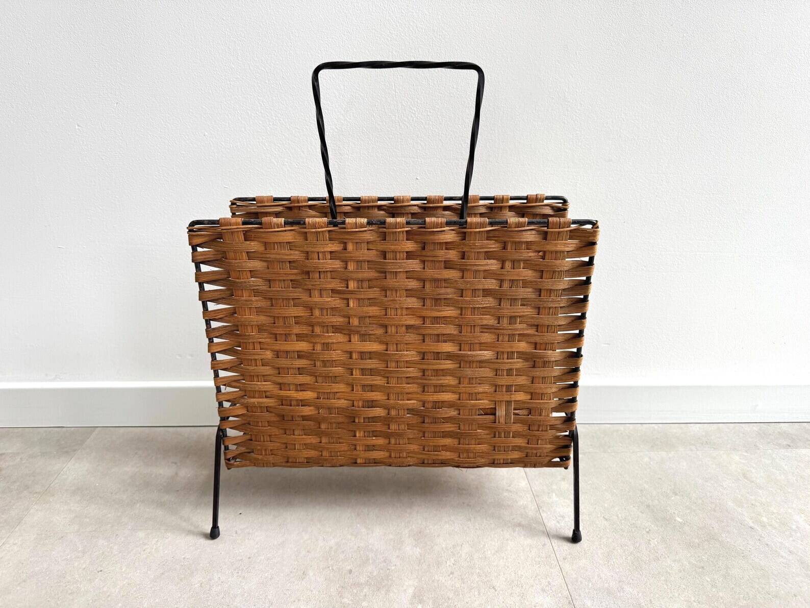 Vintage magazine stand / magazine basket