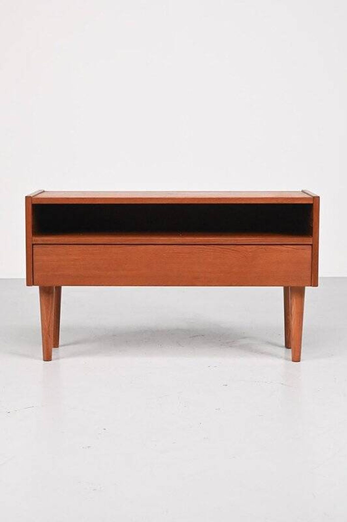 Cabinet par J. Hølmer-Hansen pour Risskov Mirrors