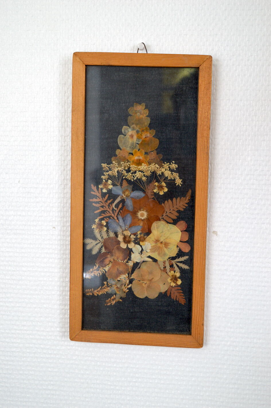Frame dried flowers