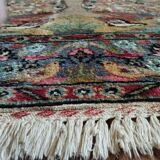 Handmade Pakistani wool and silk rug 183x124cm