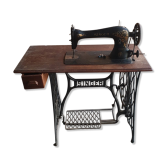 Singer sewing machine