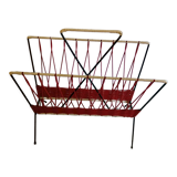 Scoubidou magazine holder