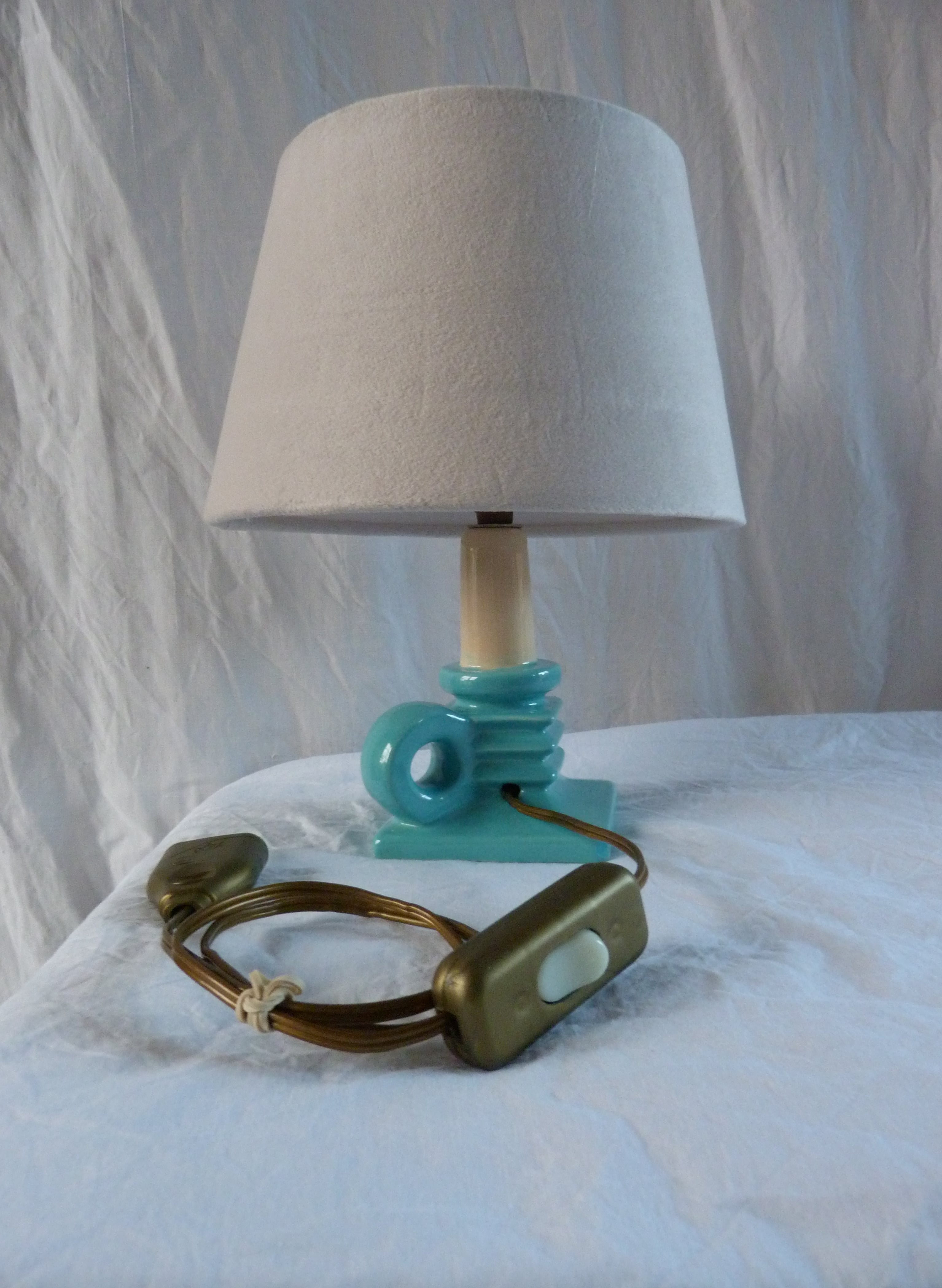 Table lamp