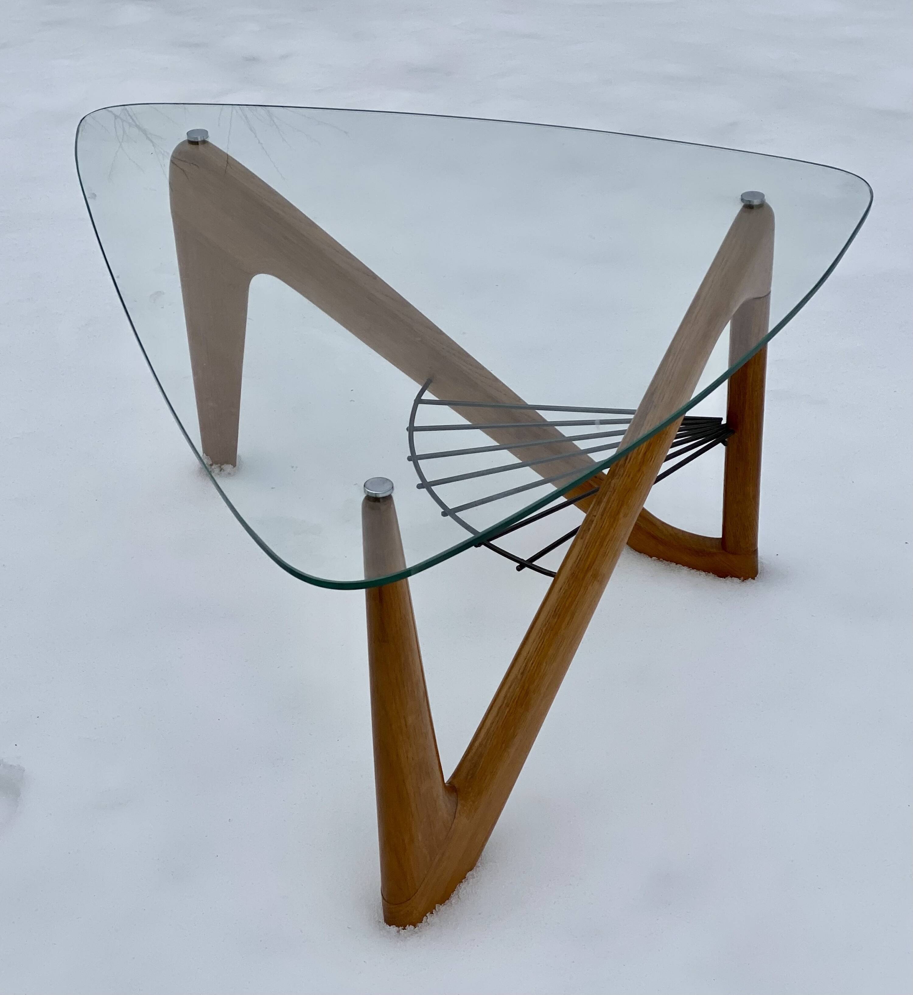 Table basse tripode zigzag par Louis SOGNOT design 1955