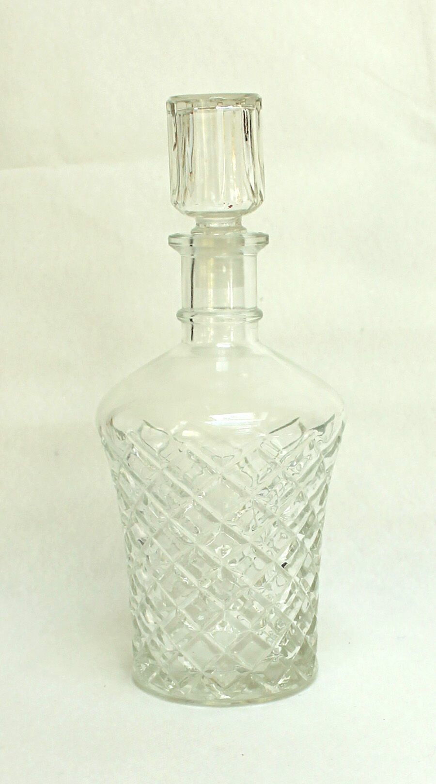 Whiskey or liquor decanter
