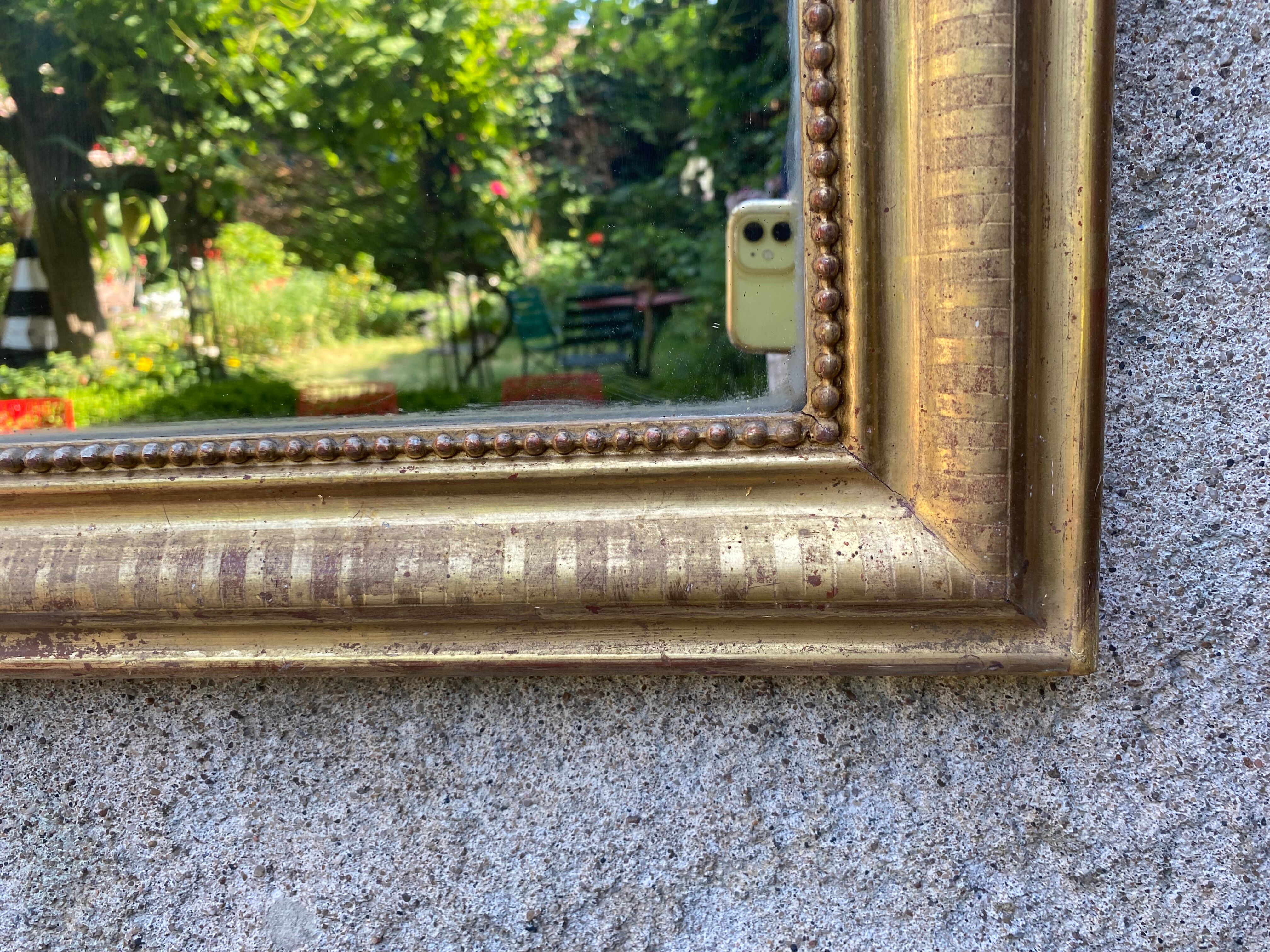 Gilded Louis-Philippe mirror 76 x 55 cm