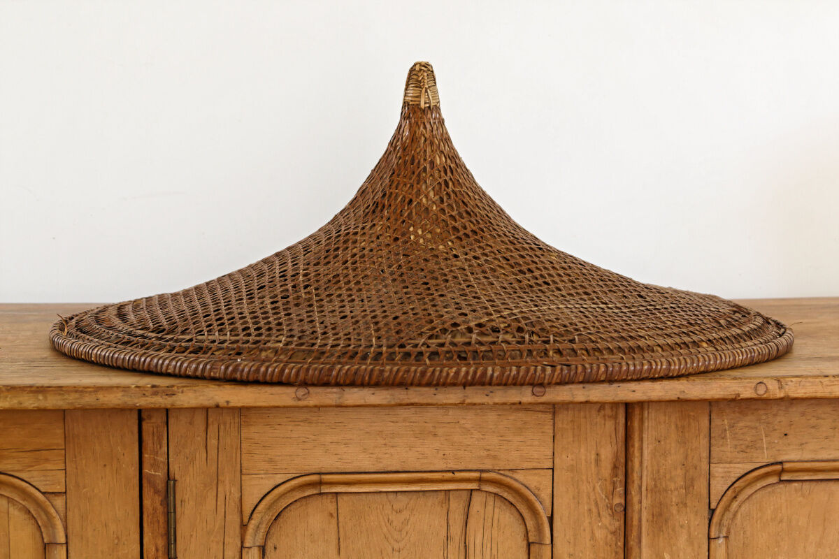 Large conical Asian hat