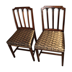 Paire de chaises modèle square back en acajou entièrement restaurées