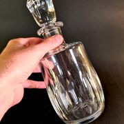 Élégante carafe en cristal taillé Baccarat