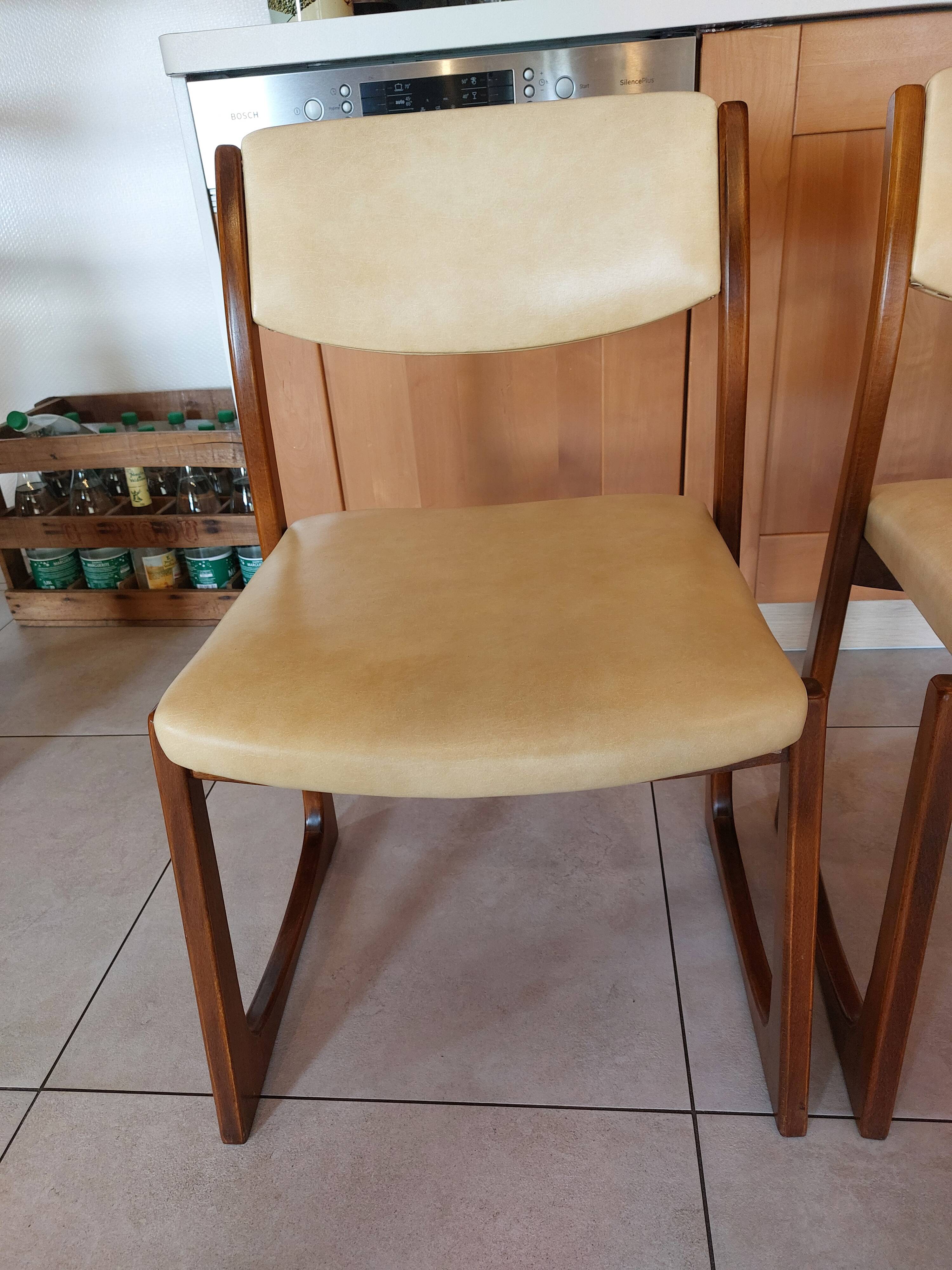 4 sled chairs, vintage