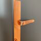 Buffet vintage noir mat et bois brut
