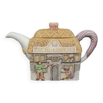 Vintage Christopher Wren Teapot, The Shakespear Pub
