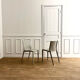Chaises slick slick par Philippe Starck