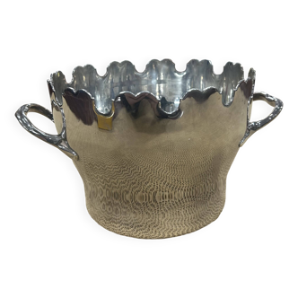 Ice bucket