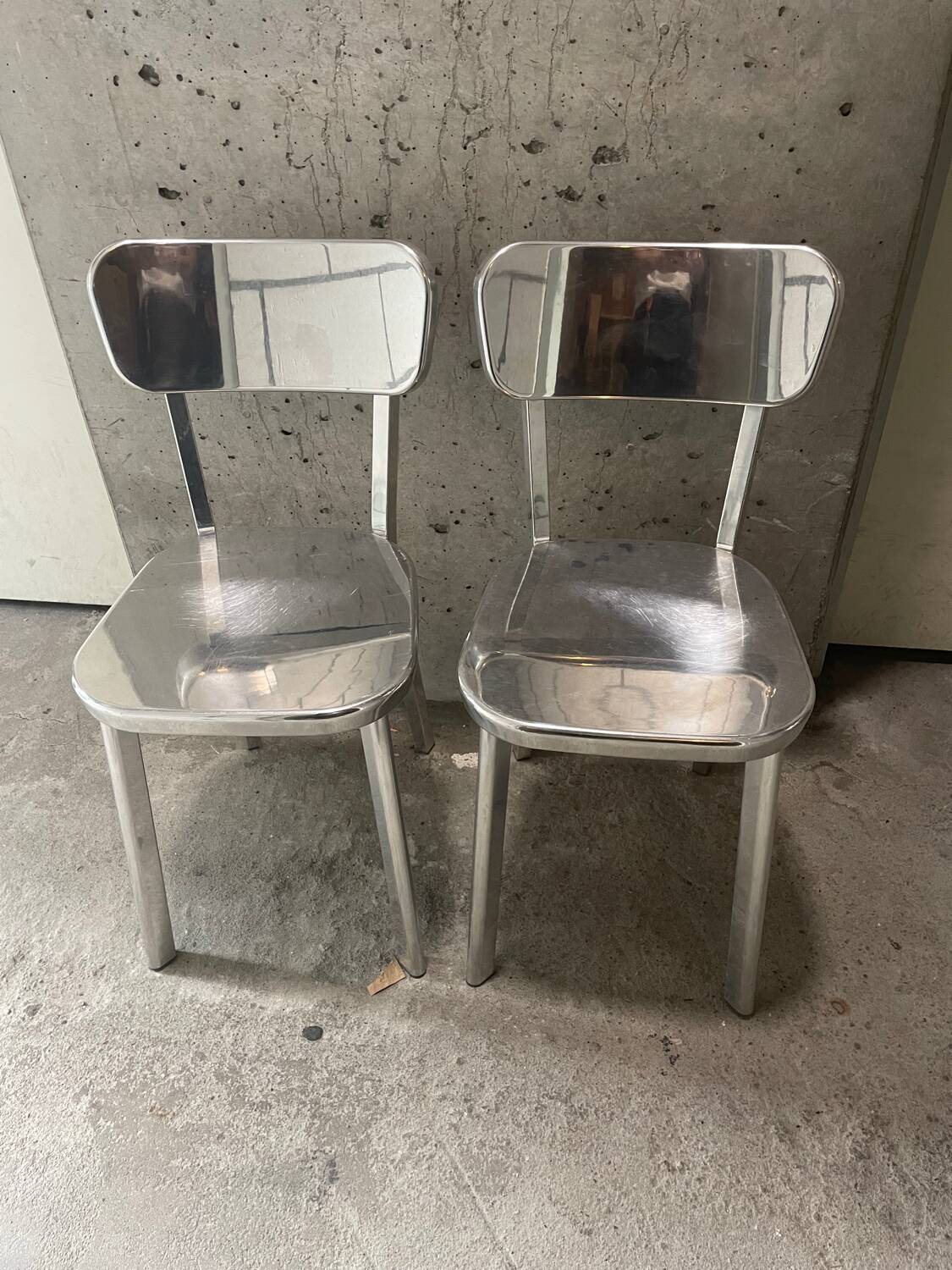 Set of 2 Magis Deja-Vu Dining Chair Polished Aluminium
