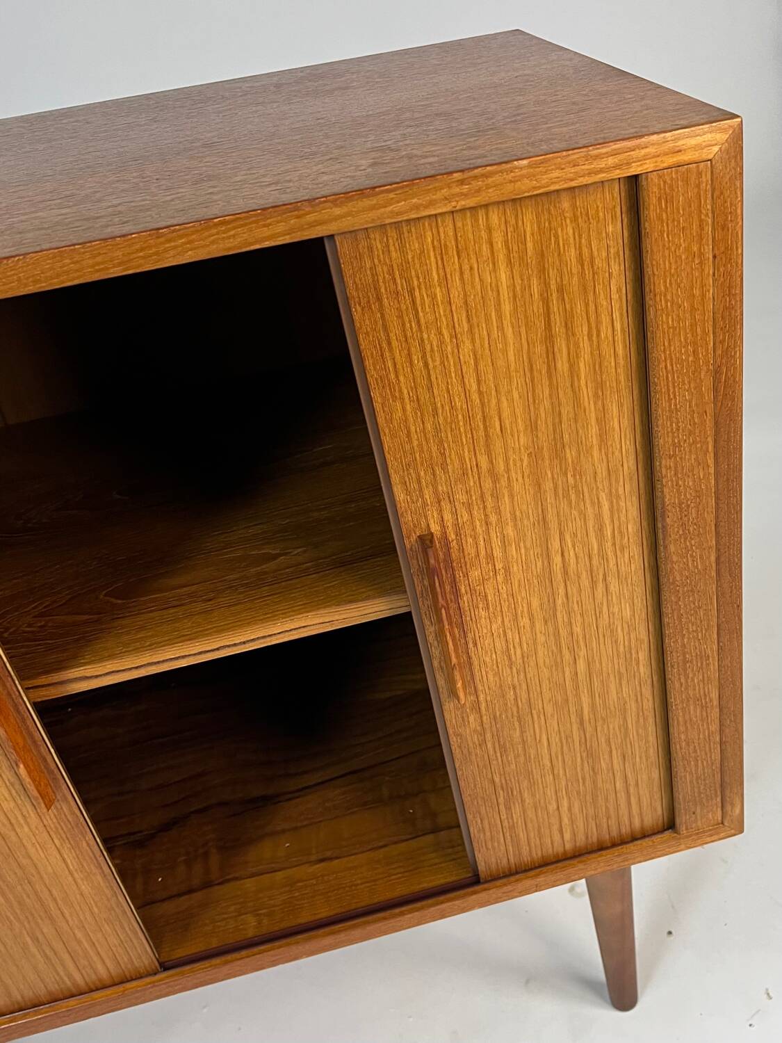 Commode en teck danois Kai Kristiansen FM années 60 vintage