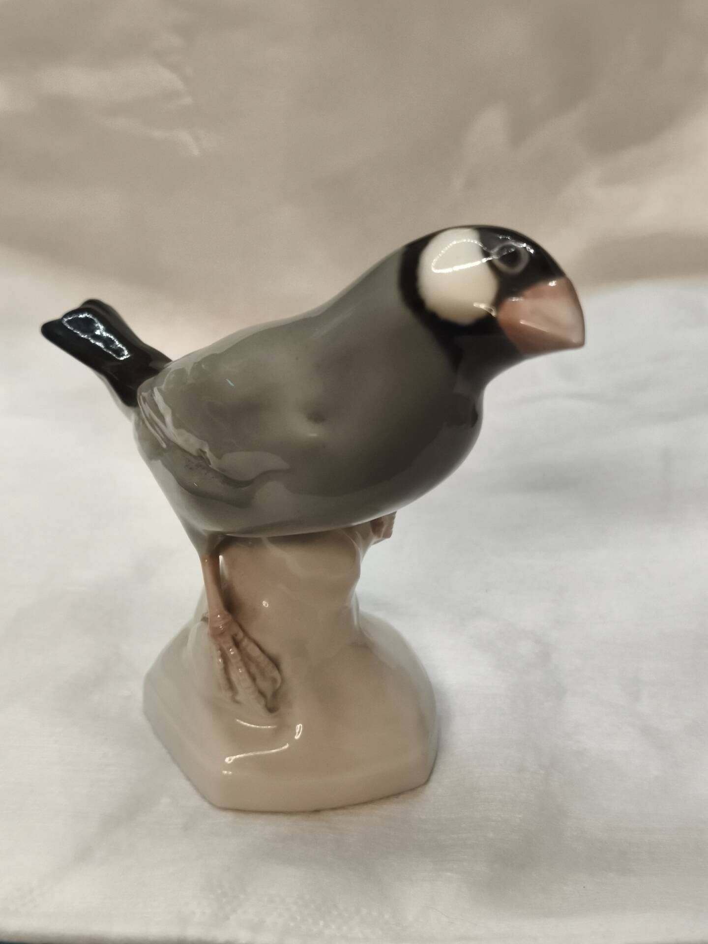 Moineau de Java (ateliers de porcelaine de Schwarbourg)