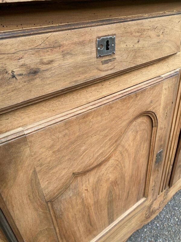Buffet Louis XV rénové en chêne massif XVIIIème