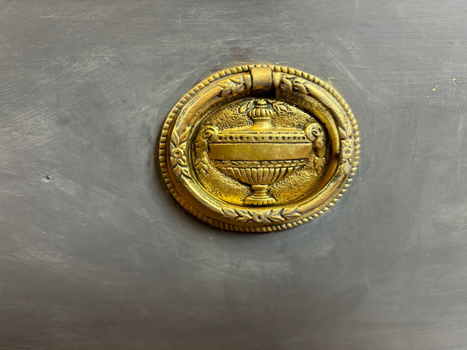 Commode ancienne, style Louis XVI