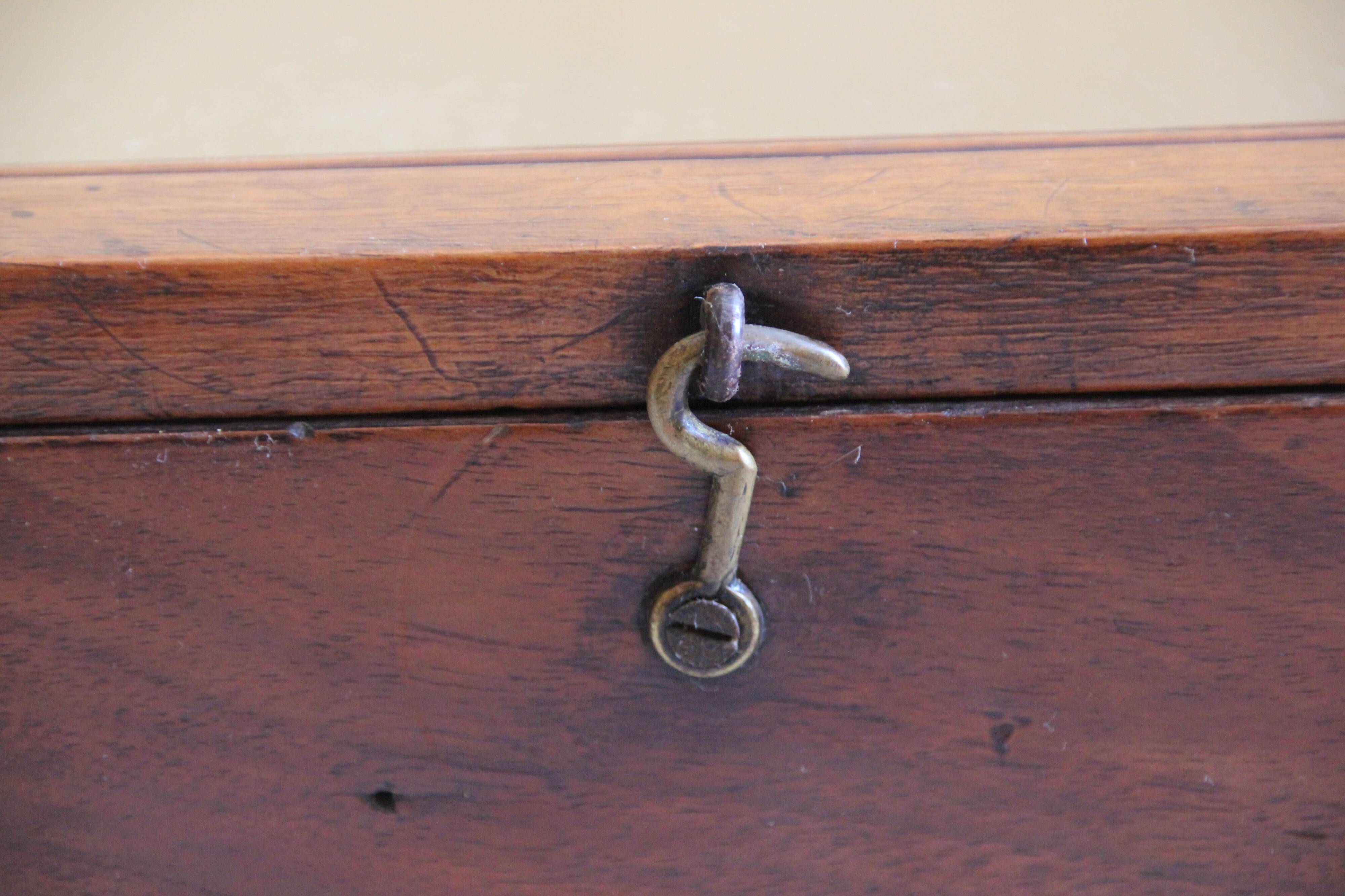 Nineteenth wooden showcase