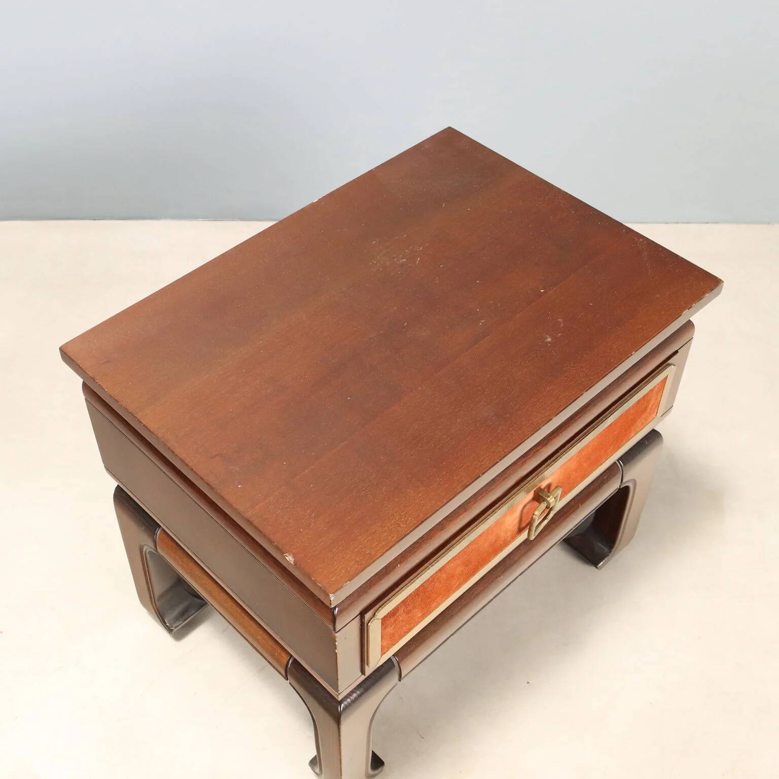 "Fior di Loto" bedside tables by Luciano Frigerio