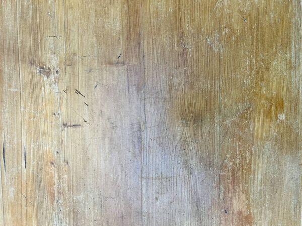 Table Charlotte Perriand Les Arcs