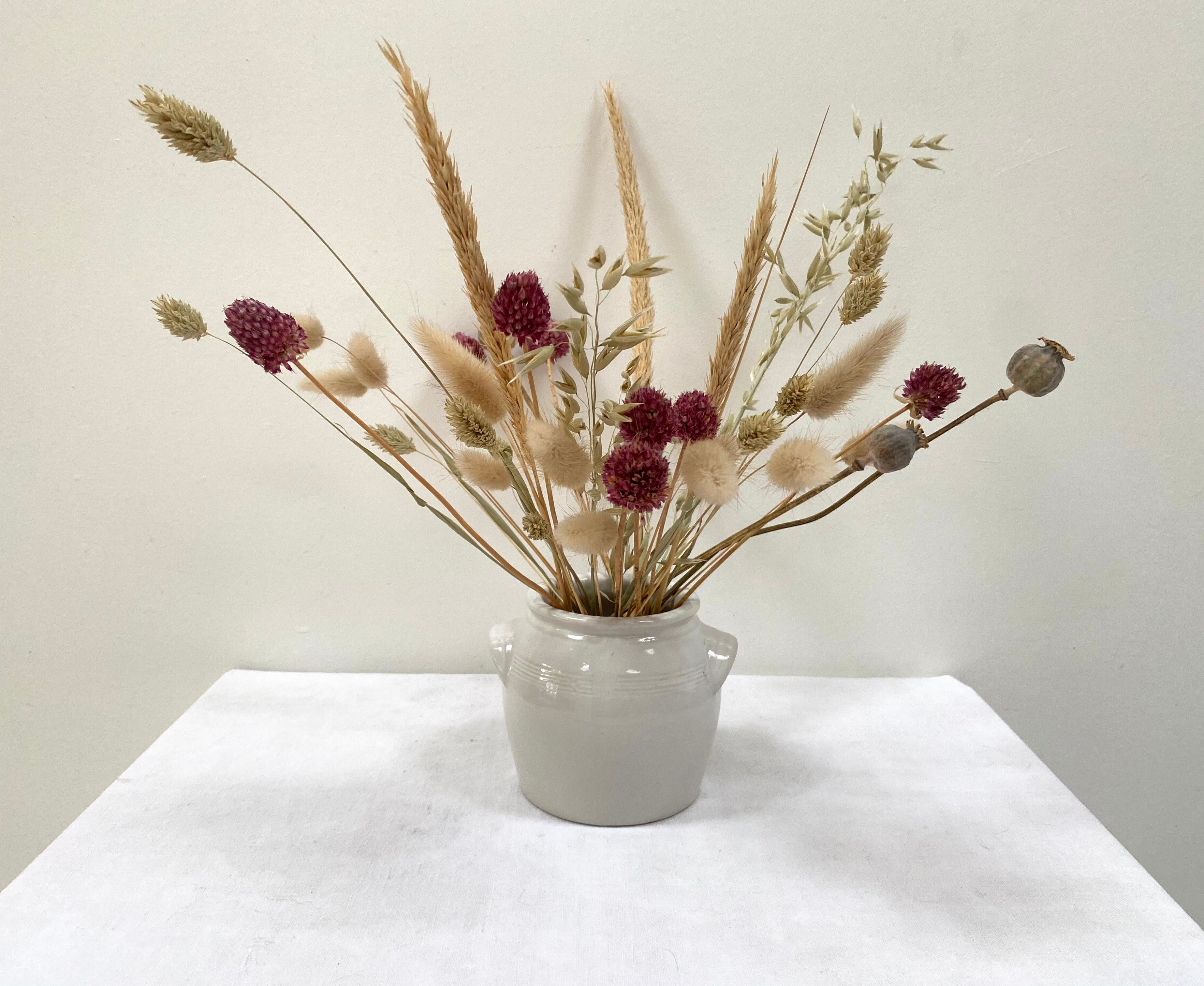 White pot in glazed stoneware