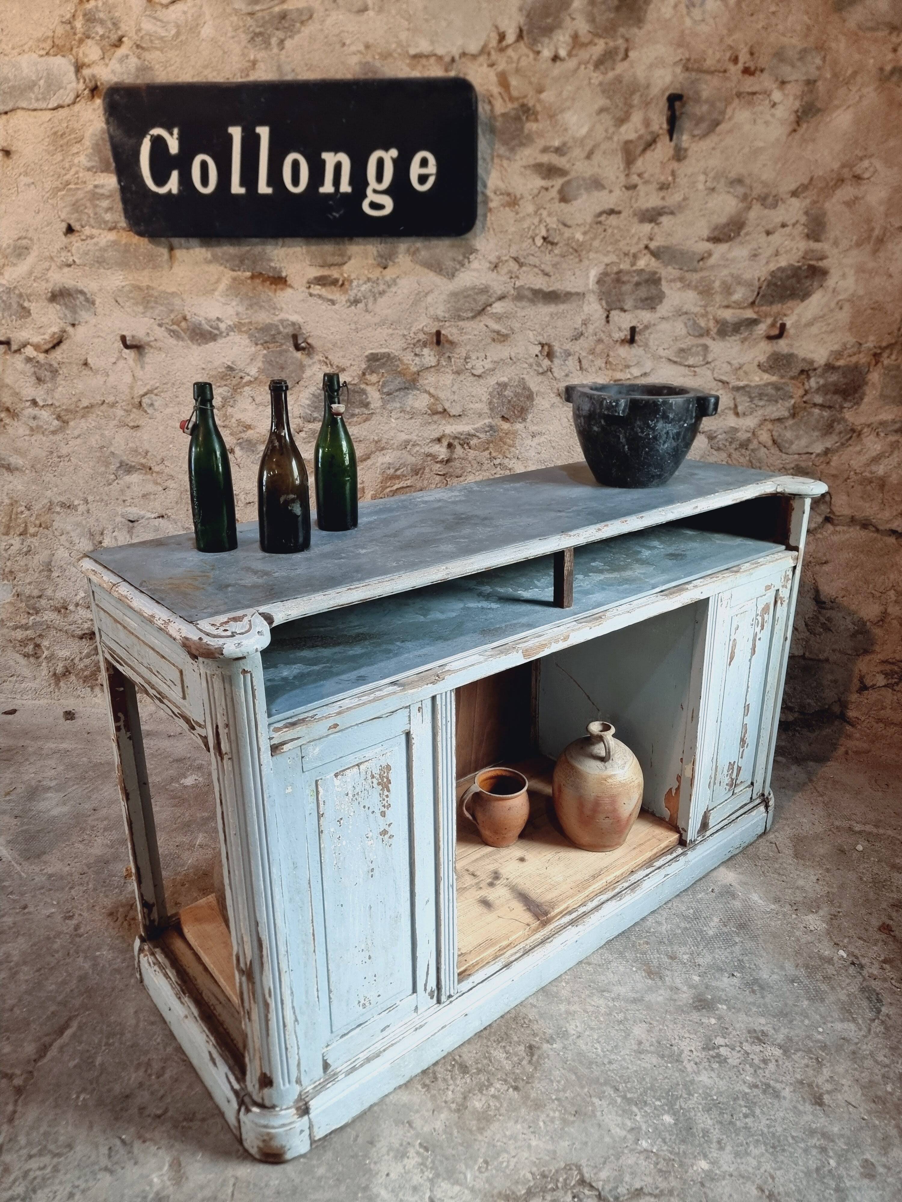 Comptoir ancien en chêne avec plateau en zinc et patine bleue