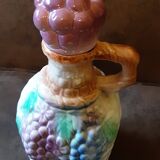 Bottle and its 4 slip cups