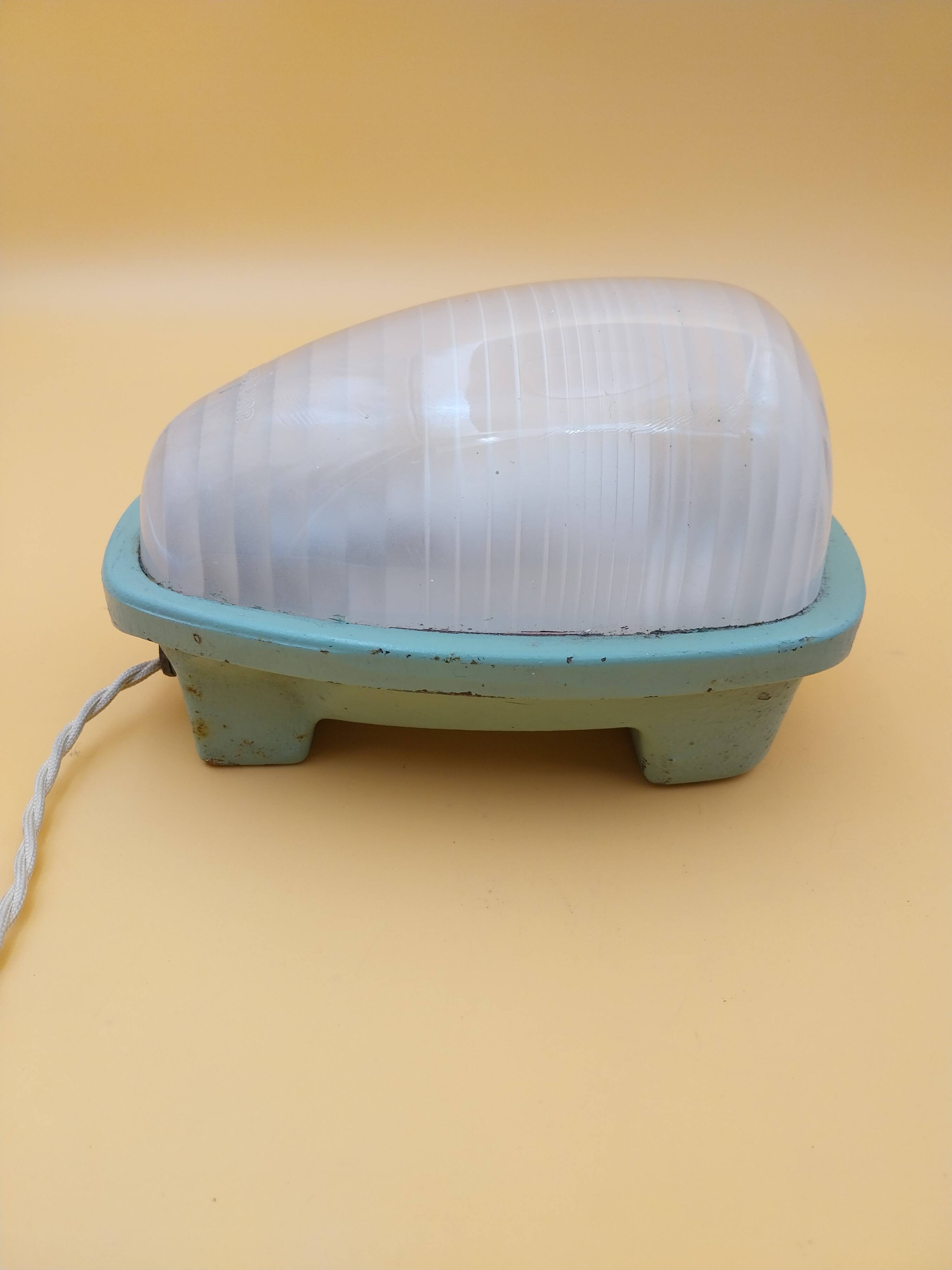 Holophane wall light in cast iron