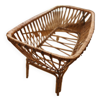 Large rattan cradle