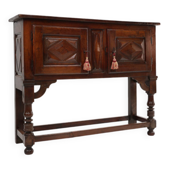 Antique 16th century Spanish carved cabinet in oak.