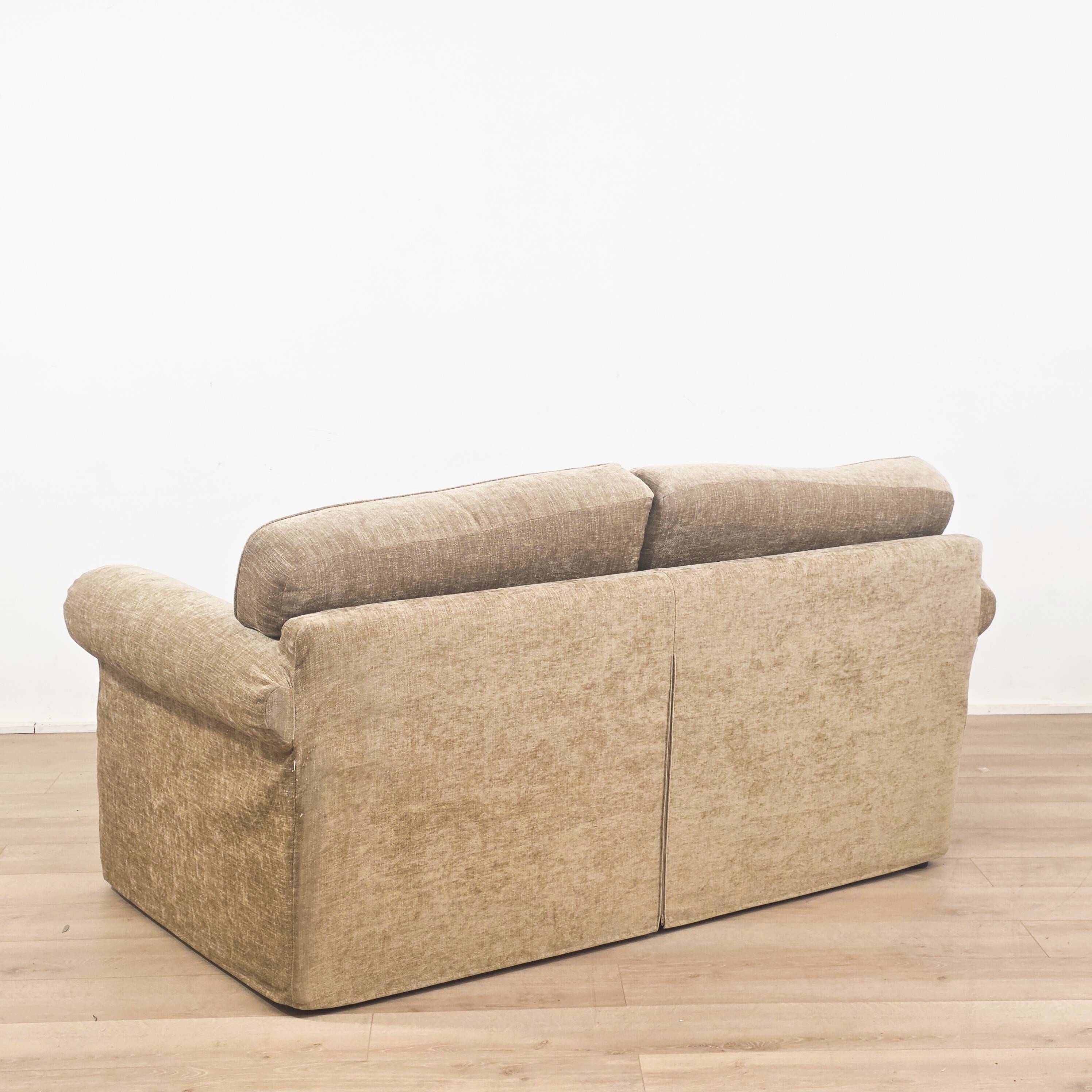 Beige fabric two-seater sofa – Cottage chic spirit and timeless comfort