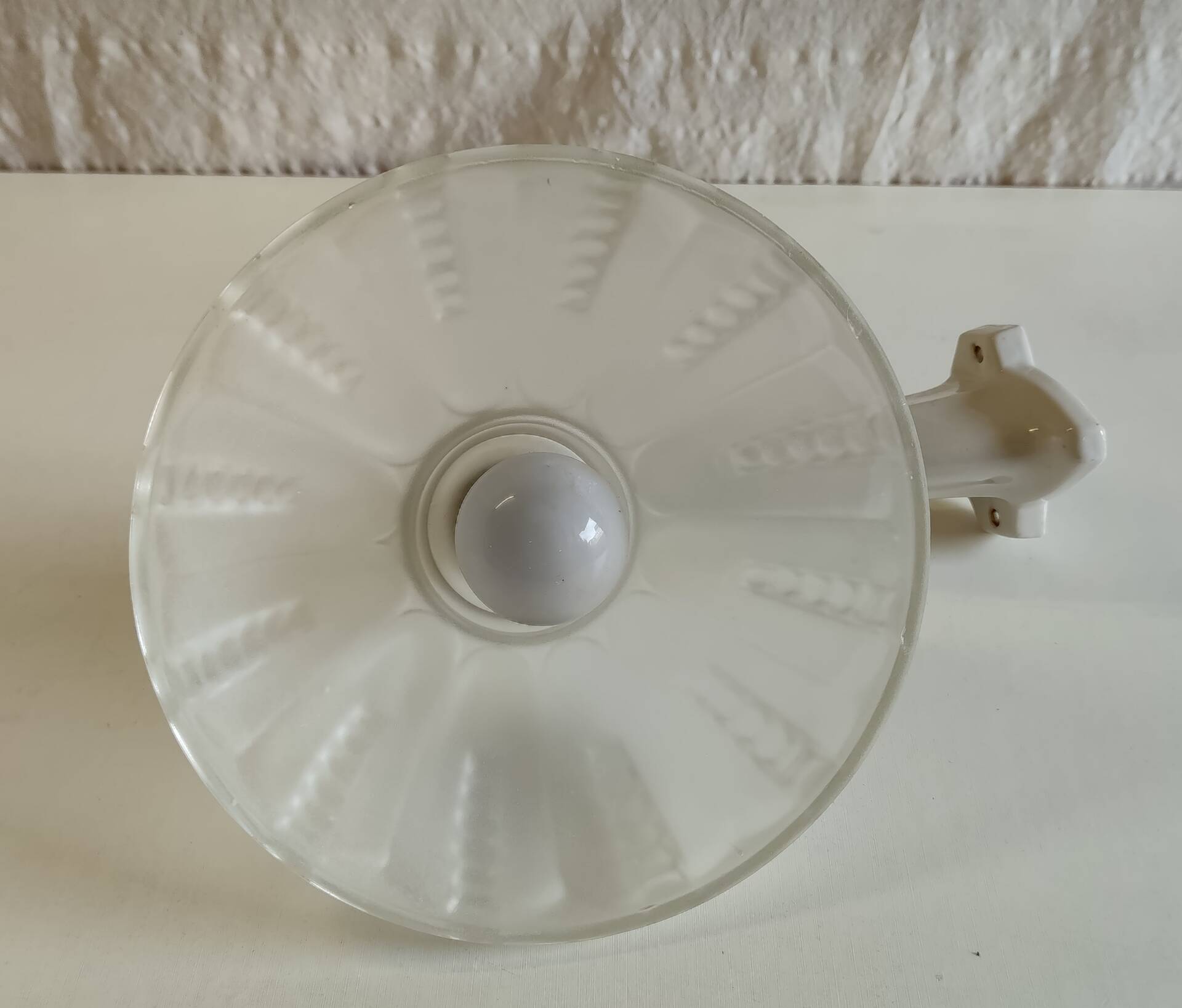 Art Deco wall light in porcelain and glass paste - 1930s/40s