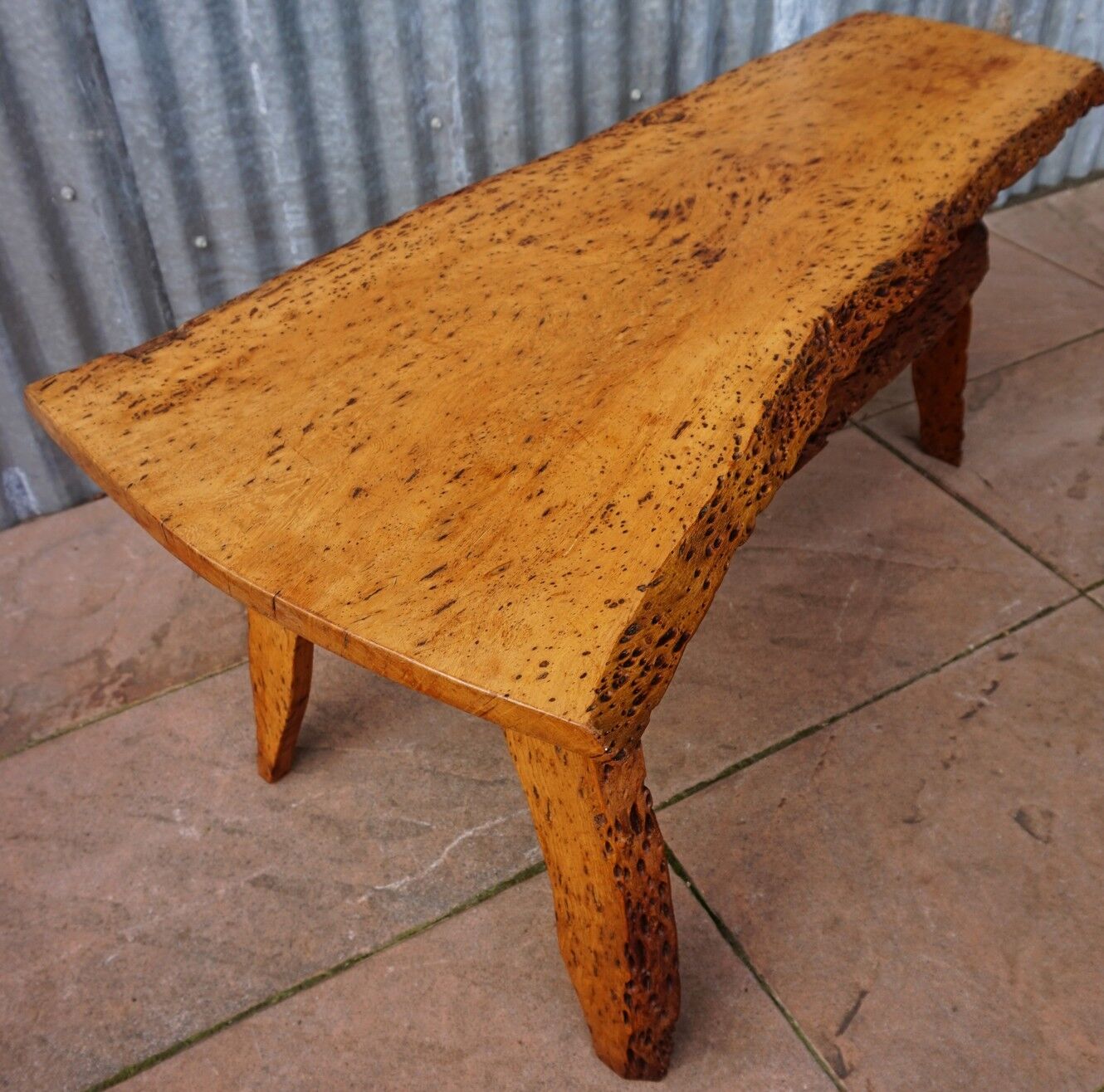 Low trunk table