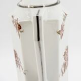 Lot teapot and sugar flowers in ancient ceramic