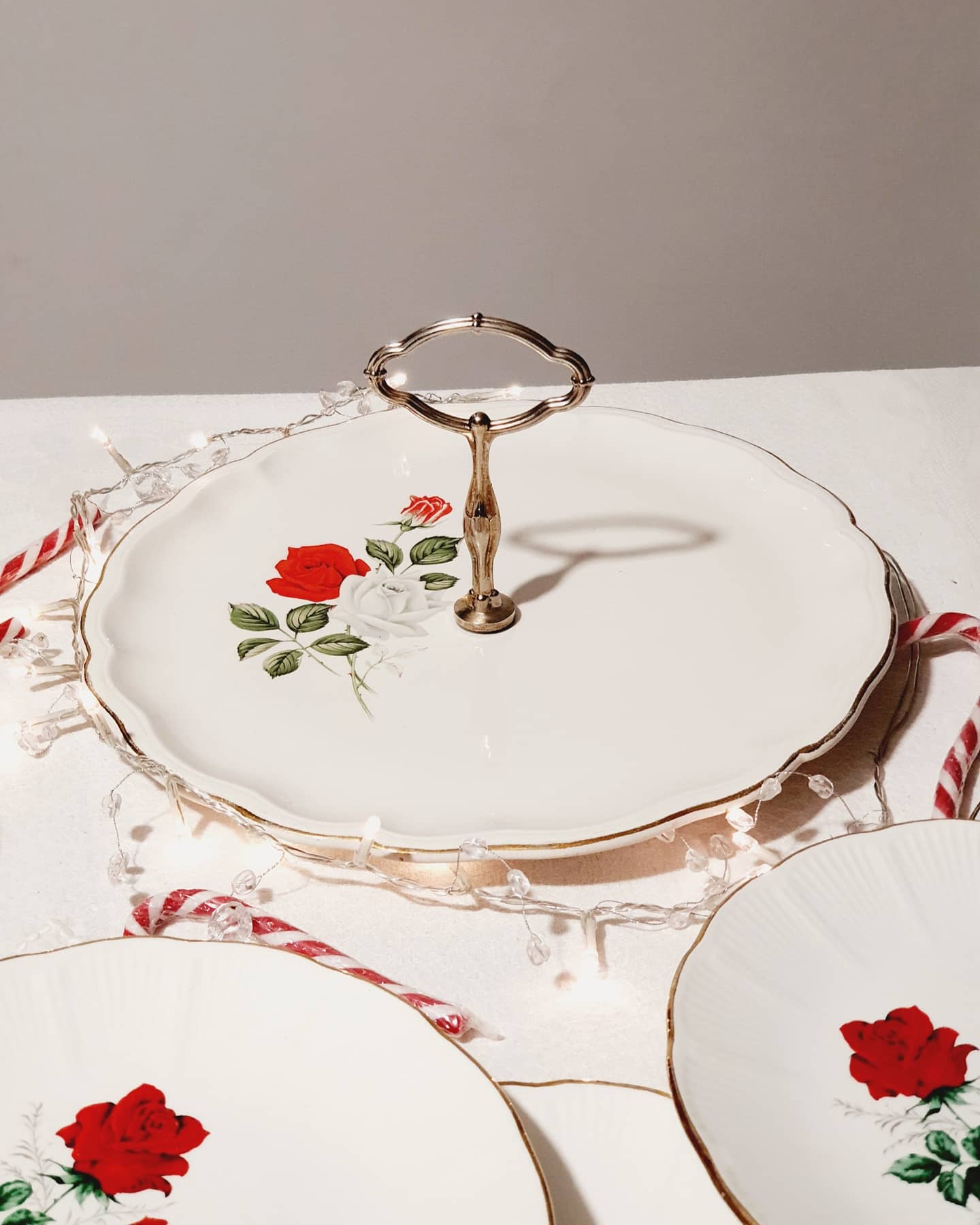 Dessert plates Claudia Amandinoise and vintage mandiant