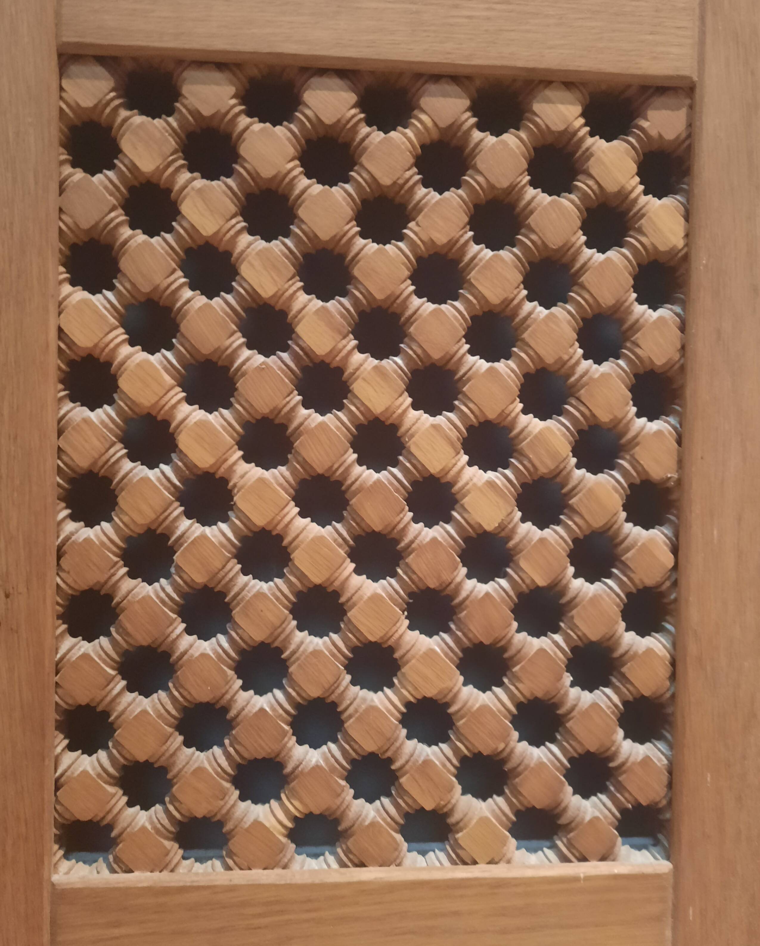 Double oriental door and its frame