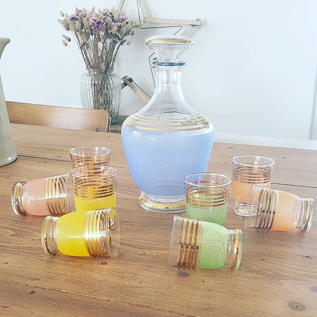 Multicolored glass liquor service