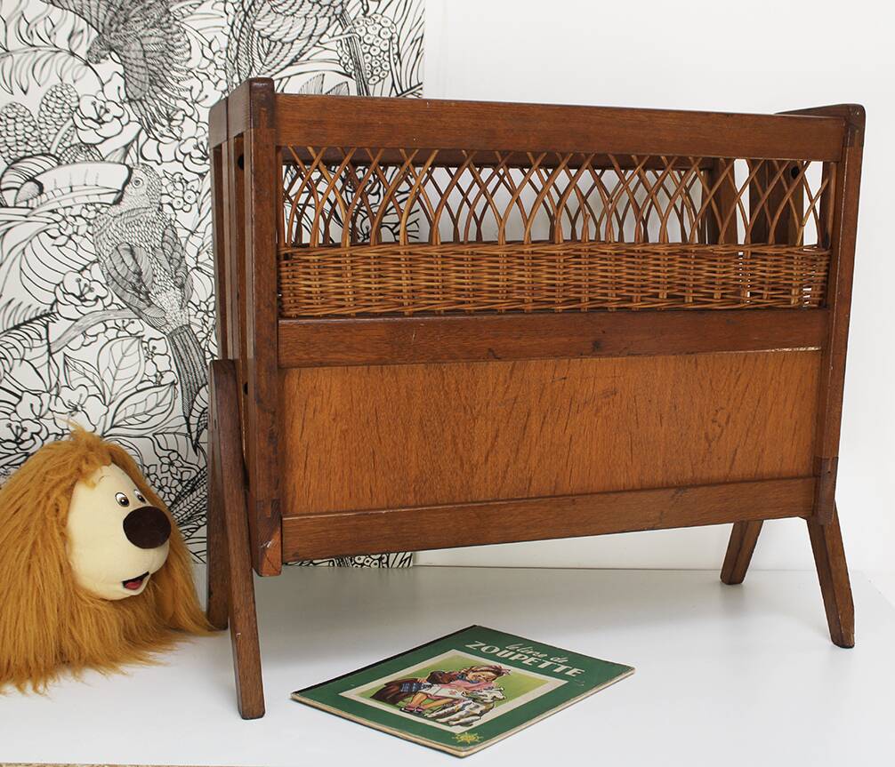 Magazine rack or toy box