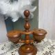 Saleron en bois pivotant ancien 