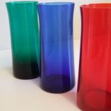 Verres à orangeade colorés