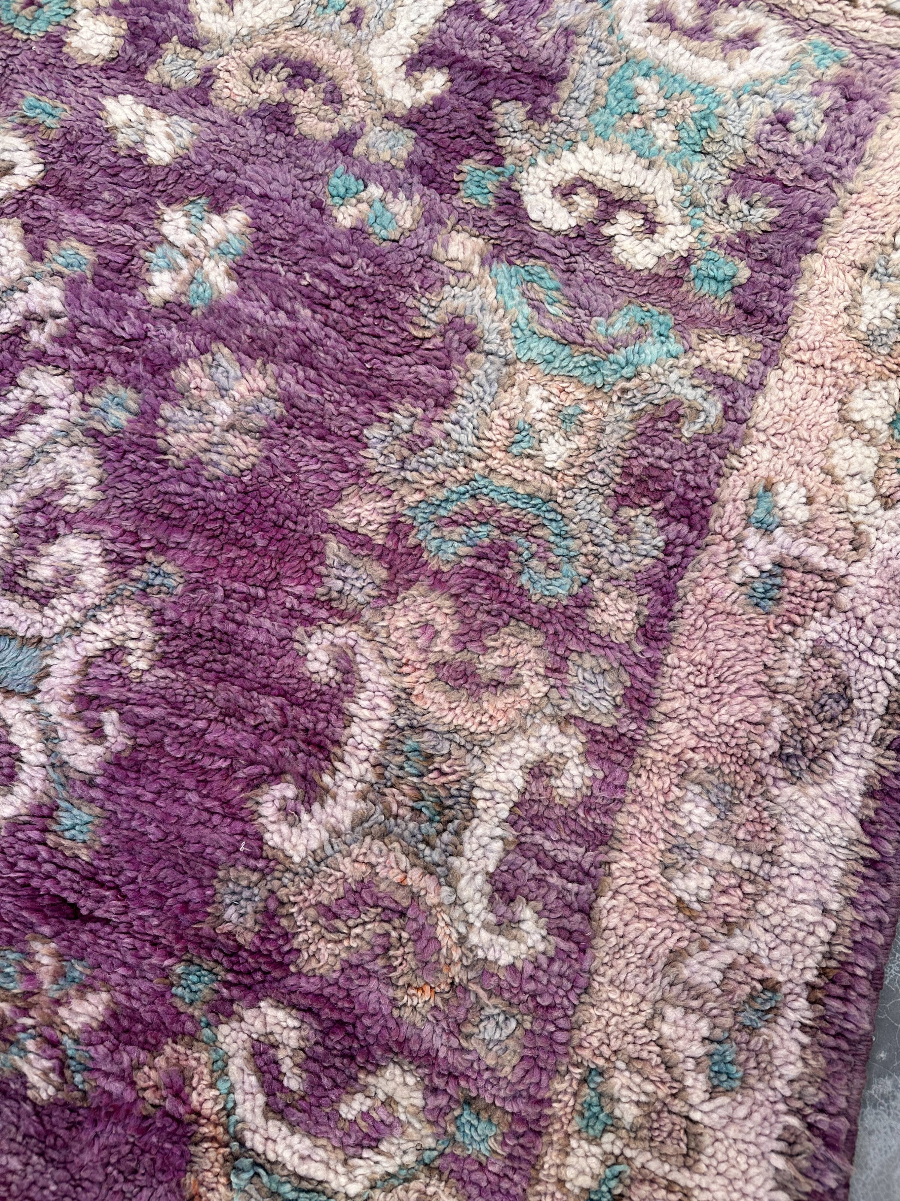 Boujad purple Moroccan rug - 189 x 311 cm