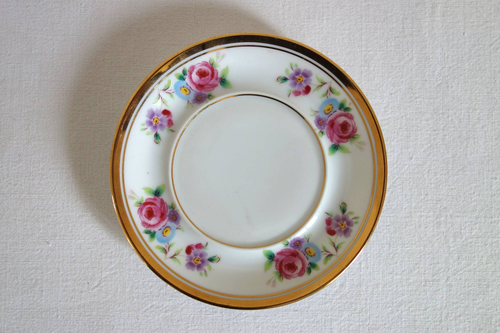 Pair of Japanese porcelain cups and saucers by Ohashi China