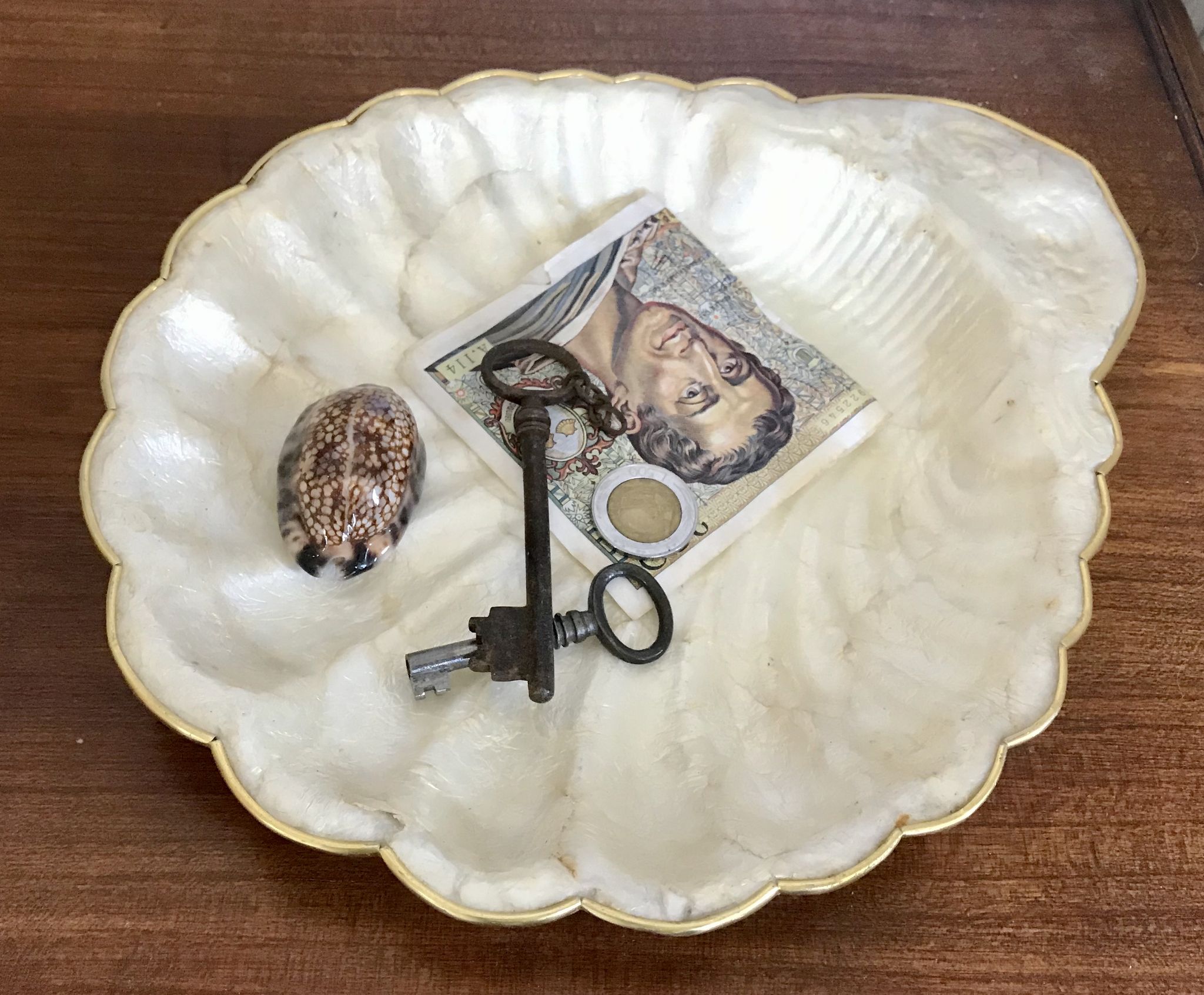 Vide poche coquille en nacre